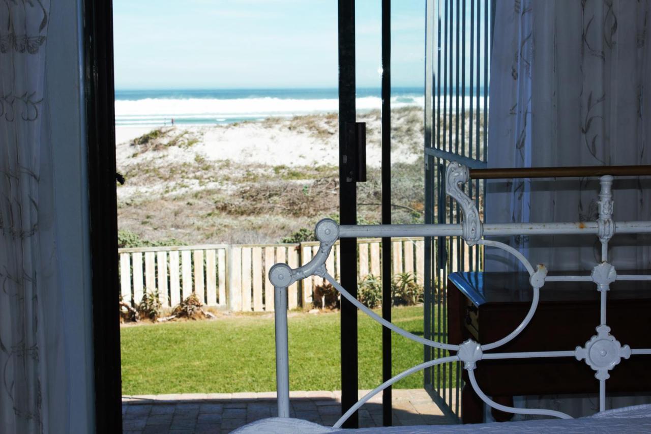 14 Penguin Place, Melkbosstrand Esterno foto