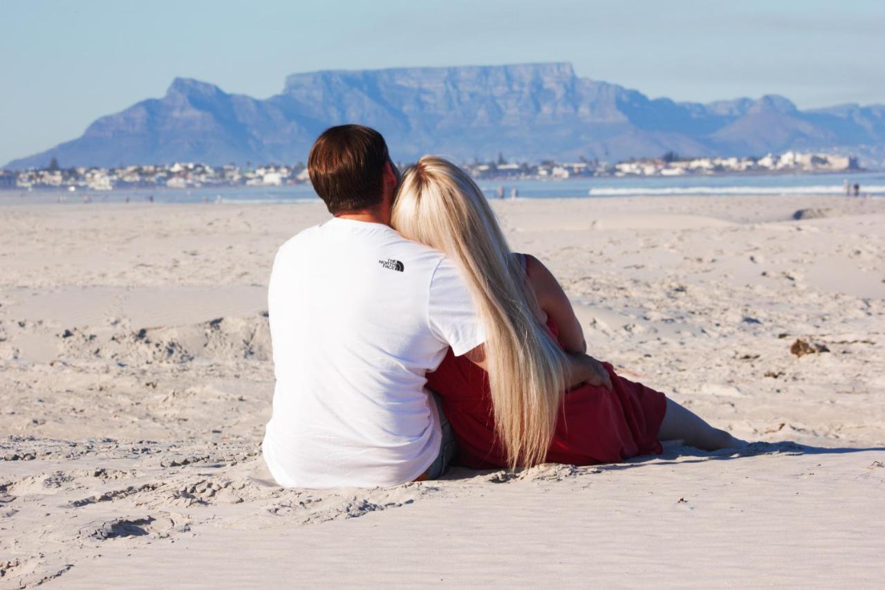 14 Penguin Place, Melkbosstrand Esterno foto