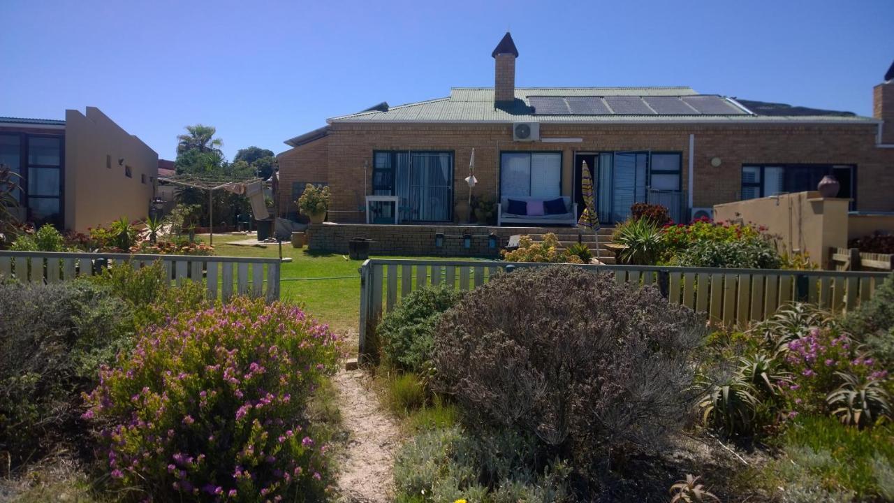 14 Penguin Place, Melkbosstrand Esterno foto